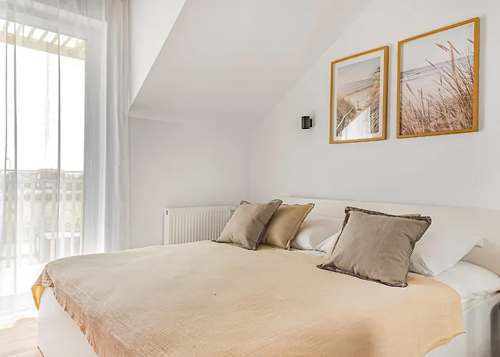 Cortaderia Haven - & Parking